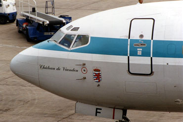 LX-LGF (25429) 1992 Boeing 737-4C9