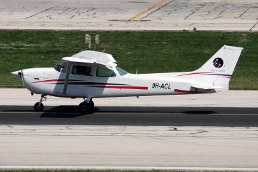 9H-ACL (17260955) Cessna 172M Skyhawk