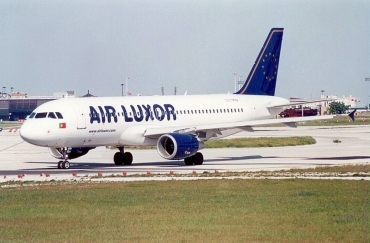 CS-TMW (1667) 2001 Airbus A320-214