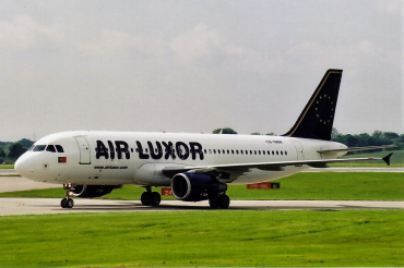 CS-TMW (1667) 2001 Airbus A320-214