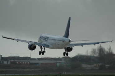 CS-TQG (022) 1988 Airbus A320-211
