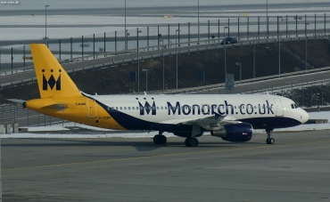 G-OZBX (1637) 2001 Airbus A320-214