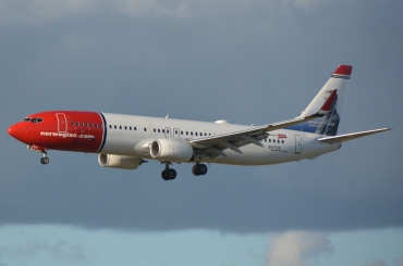 EI-FVS (42087) 2017 Boeing 737-8JP WL