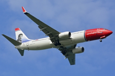 EI-FVX (42090) 2017 Boeing 737-8JP WL