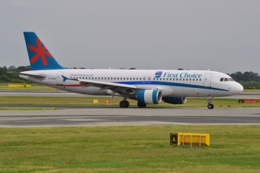 G-OOAR (1320) 2000 Airbus A320-214