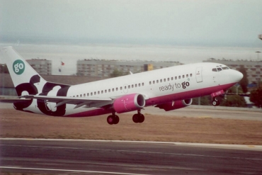 G-IGOE (24547) 1990 Boeing 737-3Y0