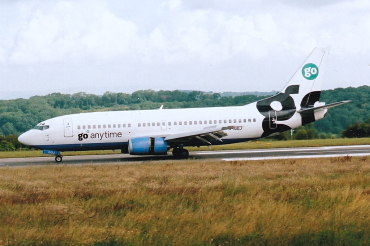 G-IGOJ (28872) 1998 Boeing 737-36N