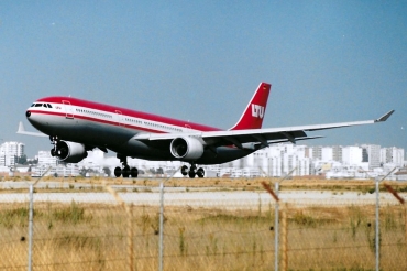 D-AERG (072) 1995 Airbus A330-321