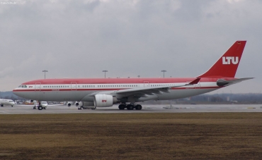 D-ALPA (403) 2001 Airbus A330-223