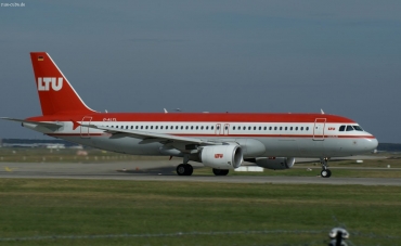 D-ALTL (2009) 2003 Airbus A320-214