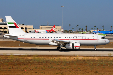A6-HMS (3379) 2008 Airbus A320-232