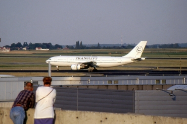 EI-TLB (012) 1975 Airbus A300B4-103