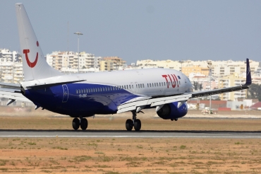 YR-BMC, (cn 28822), Boeing 737-85F