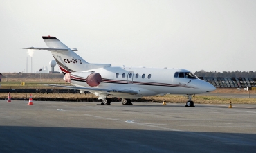 CS-DFZ (258673) 2004 Raytheon Hawker 800XP