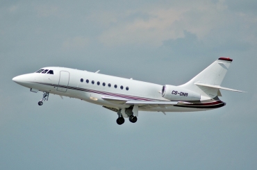 CS-DNR (120) 2000 Dassault Falcon 2000