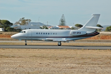 CS-DFD (174) 2001 Dassault Falcon 2000