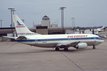 N327P (23550) 1987 Boeing 737-301