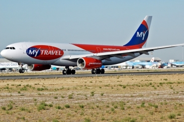 G-OMYT (301) 1999 Airbus A330-243