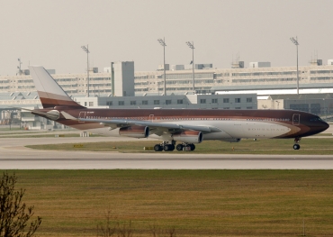 M-IABU (955) 2008 Airbus A340-313