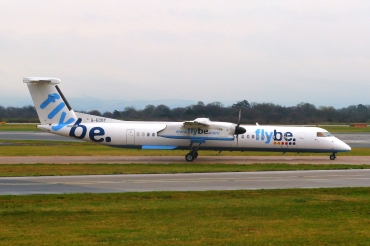 G-ECOY (4022) 2000 Bombardier Dash 8-Q402