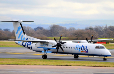 G-JECL (4114) 2005 Bombardier Dash 8-Q402