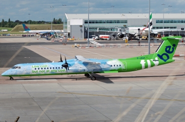 G-JEDP (4085) Bombardier Dash 8-Q402