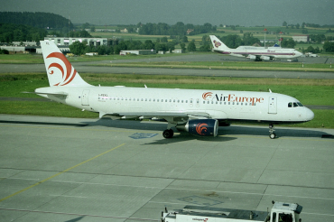 I-PEKL (1244) 2000 Airbus A320-214