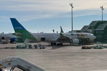 EC-NRH (1882) 2018 Airbus A330-202