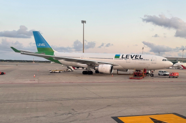 EC-NEN (1932) 2019 Airbus A330-202