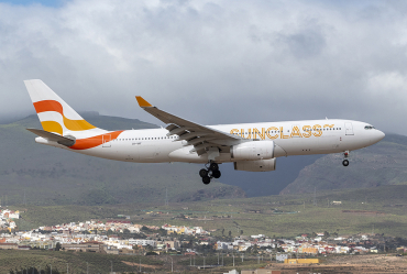 OY-VKF (309) 1999 Airbus A330-243