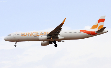 OY-TCG (6389) 2014 Airbus A321-211(WL)