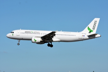 CS-TKQ (2325) 2004 Airbus A320-214