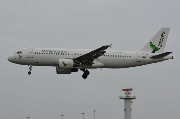 CS-TKQ (2325) 2004 Airbus A320-214