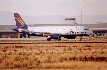 G-CRPH (424) 1993 Airbus A320-231