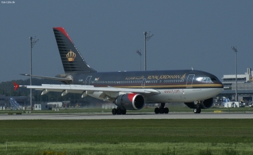 JY-AGP (416) 1986 Airbus A310-304