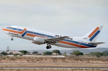 PH-OZC (cn 28559) Boeing 737-36N