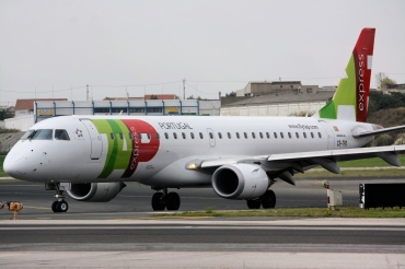 CS-TPQ (19000450) Embraer 190-100LR