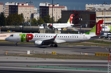 CS-TPS (19000493) Embraer 190-100LR