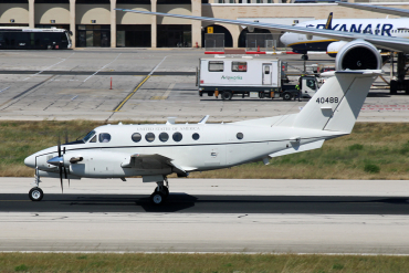 84-0488 (BL-122) 1984 Beechcraft C-12F Huron