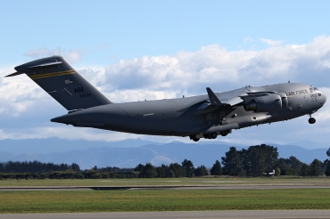 90-0533 (P-8) 2000 Boeing C-17A Globemaster III