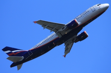VP-BDK (cn 2106) Airbus A320-214