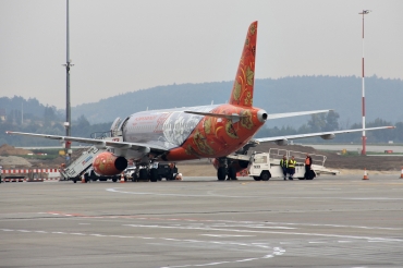 RA-89009 (95017) 2012 Sukhoi Superjet 100-95B