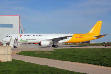 9H-CGD (775) 1998 Airbus A321-211(PCF)