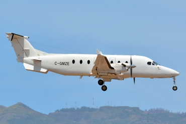 C-GMZE (cn UE-10) Beechcraft 1900D