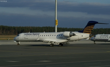 G-DUOC (10039) Bombardier CRJ-701