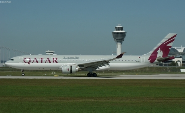 A7-AEC (659) 2005 Airbus A330-302
