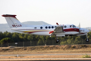 SE-LLU (FL-175) 1997 Beechcraft B300