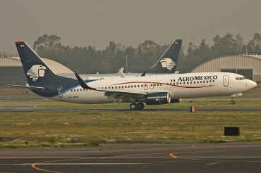 XA-MIA, (cn 35119), Boeing 737-852