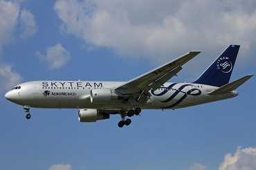 XA-JBC (cn 24762) Boeing 767-284ER