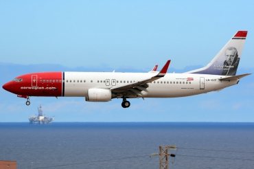 LN-DYF (39004) 2010 Boeing 737-8JP WL